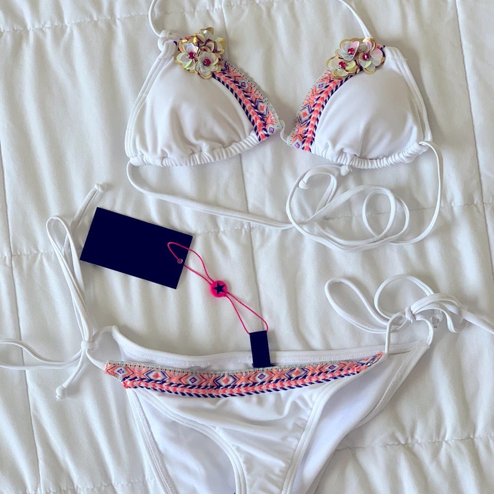 NWT 2 piece bikini/Swimsuit/bathing suit